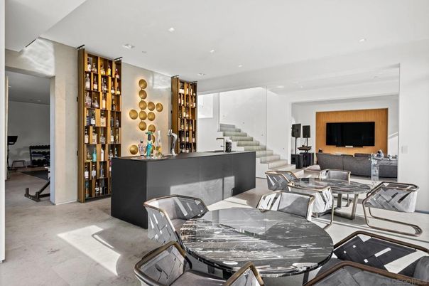 Dining room, Interior, Recessed Lighting