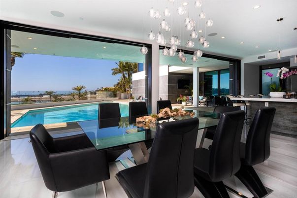Dining room, Interior, Pendant Lights, Recessed Lighting, Water, Wood Texture Flooring