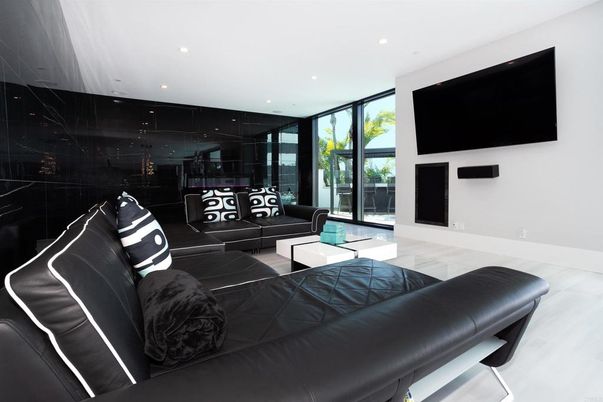 Interior, Living room, Recessed Lighting