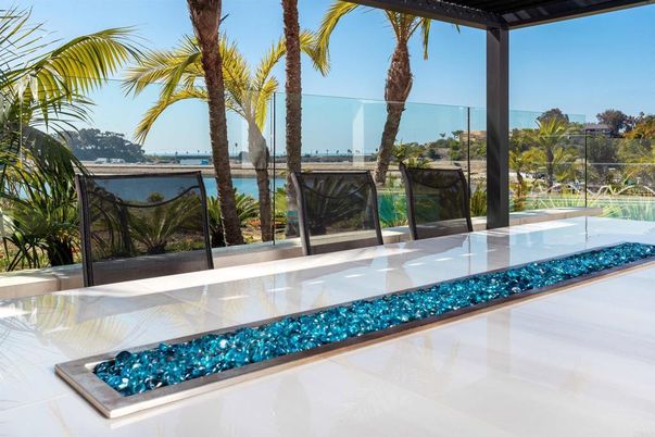Exterior, Pool, Water
