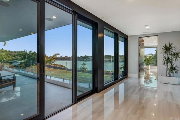 Interior, Recessed Lighting, Water