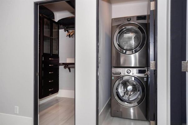 Interior, Utility Closets, Washer