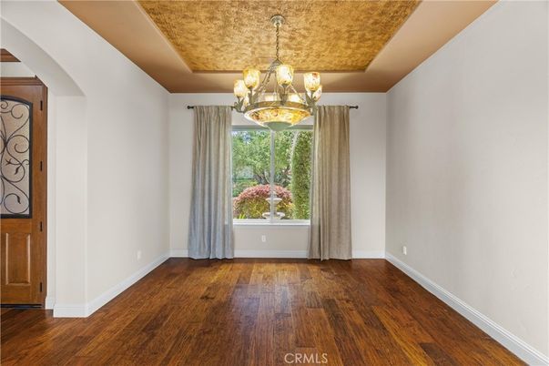 Chandelier, Empty room, Interior, Wood Texture Flooring