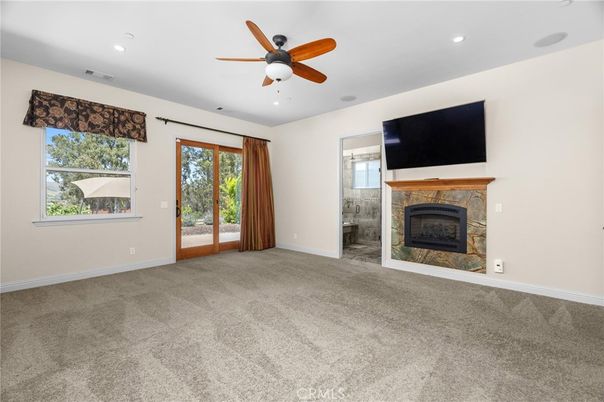 Empty room, Fireplace, Interior, Recessed Lighting