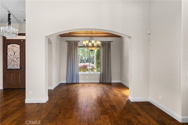 Chandelier, Empty room, Interior, Wood Texture Flooring