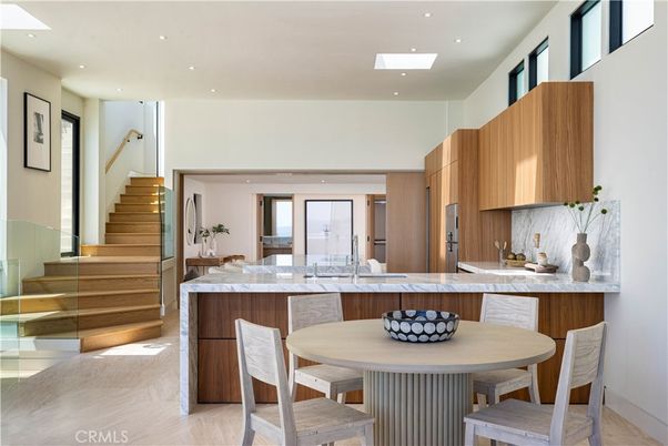 Dining room, Interior, Kitchen, Recessed Lighting