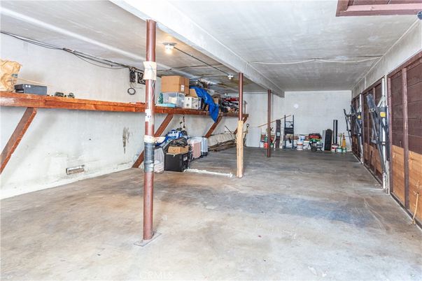 Garage, Interior