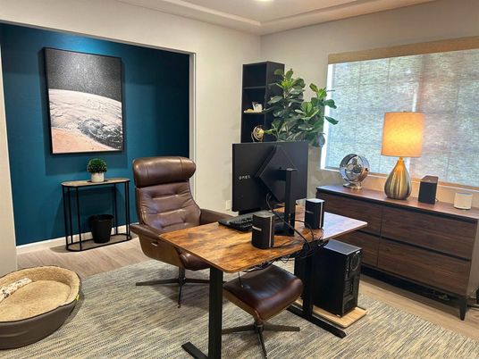 Home Office, Interior, Recessed Lighting, Wood Texture Flooring