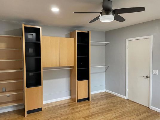 Interior, Recessed Lighting, Walk-in Closets, Wood Texture Flooring