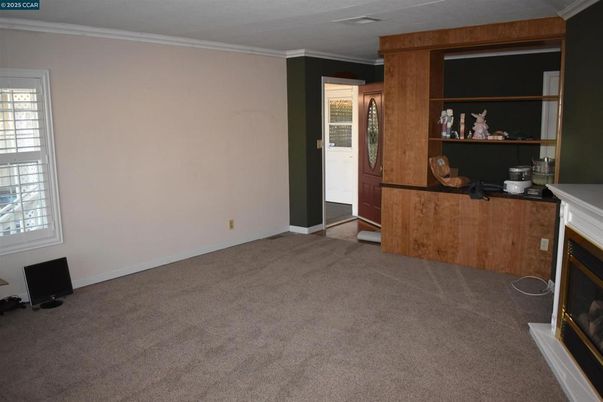 Empty room, Fireplace, Interior