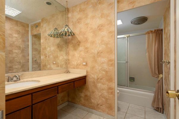 Bathroom, Interior, Pendant Lights