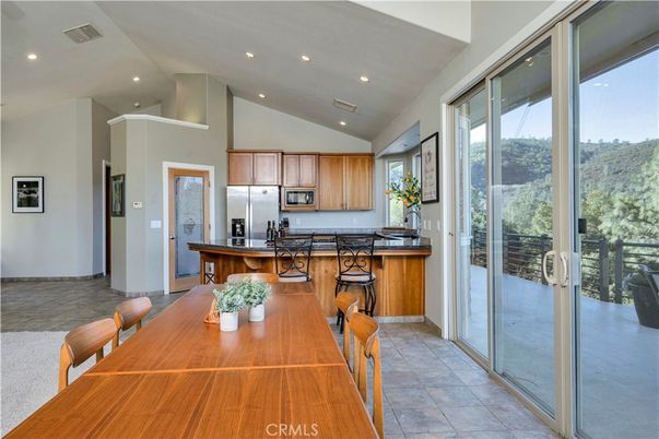 Dining room, Interior, Kitchen, Recessed Lighting, Stainless Steel Appliances
