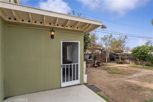 Backyard, Exterior