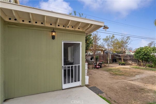 Backyard, Exterior