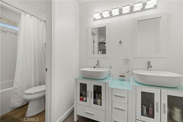 Bathroom, Dual Sink Vanities, Interior, Wood Texture Flooring