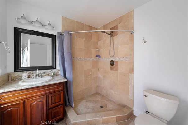 Bathroom, Interior, Tile Countertops