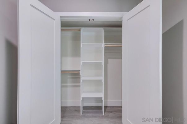 Interior, Walk-in Closets