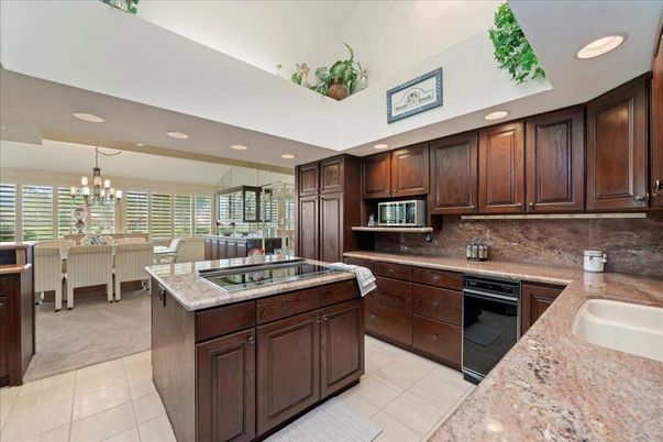 Chandelier, Dining room, Interior, Kitchen, Recessed Lighting