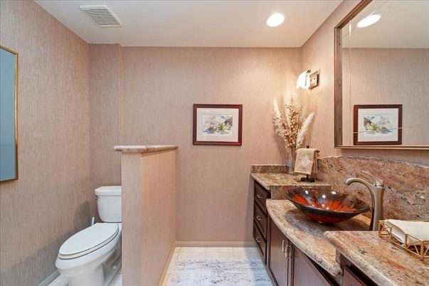 Bathroom, Interior, Recessed Lighting