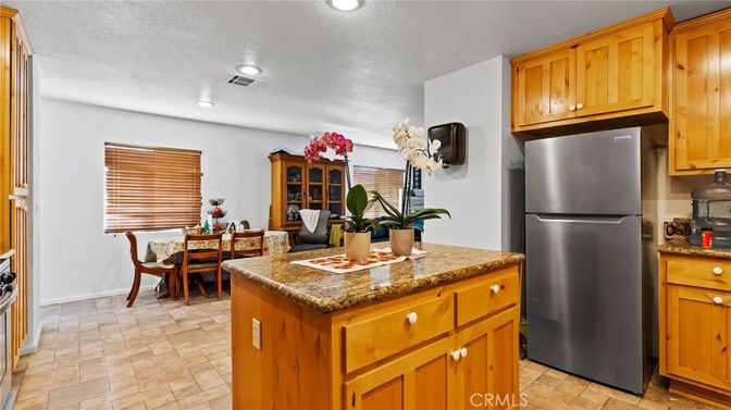 Dining room, Interior, Kitchen, Recessed Lighting