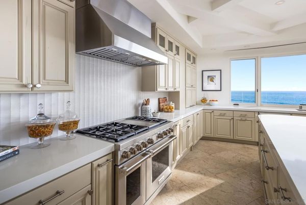 Interior, Kitchen, Stainless Steel Appliances, Water