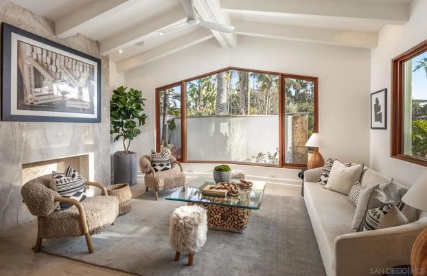 Fireplace, Interior, Living room, Recessed Lighting