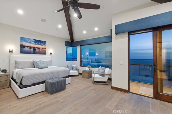 Bedroom, Interior, Recessed Lighting, Water, Wood Texture Flooring