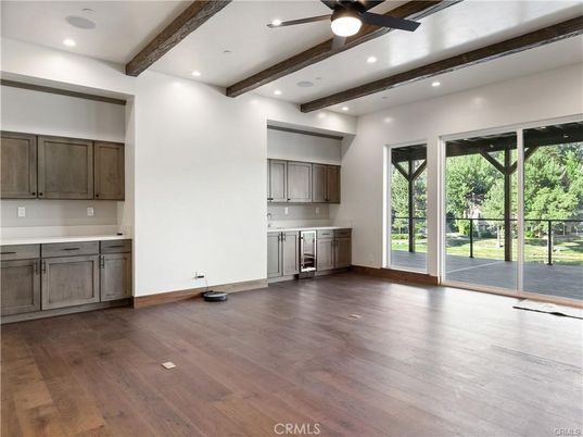 Empty room, Interior, Recessed Lighting, Wooden Beams, Wood Texture Flooring