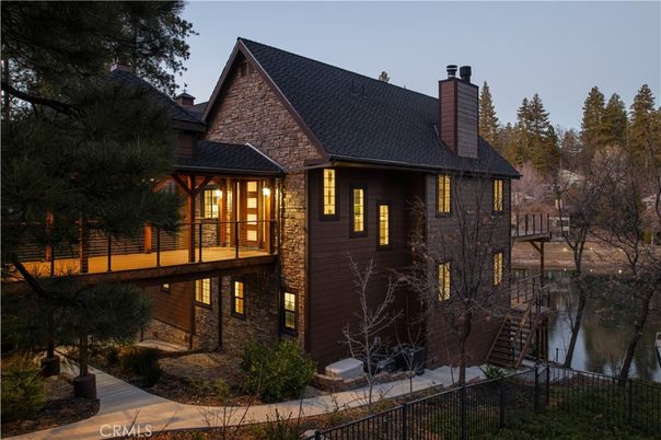Exterior, Facade, Tudor Revival