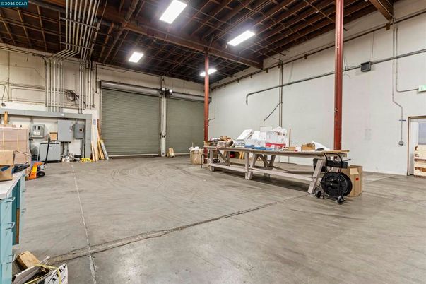 Garage, Interior