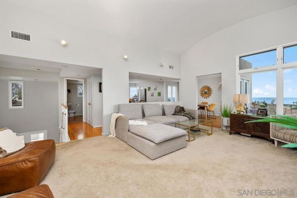 Interior, Living room, Recessed Lighting, Water