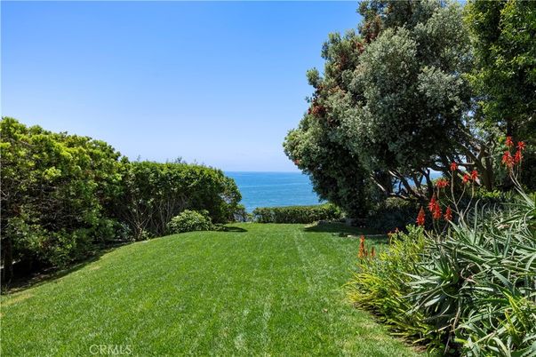 Backyard, Exterior, Water