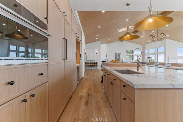 Interior, Kitchen, Pendant Lights, Recessed Lighting, Wood Texture Flooring