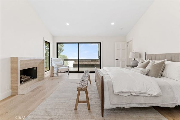 Bedroom, Fireplace, Interior, Recessed Lighting, Wood Texture Flooring