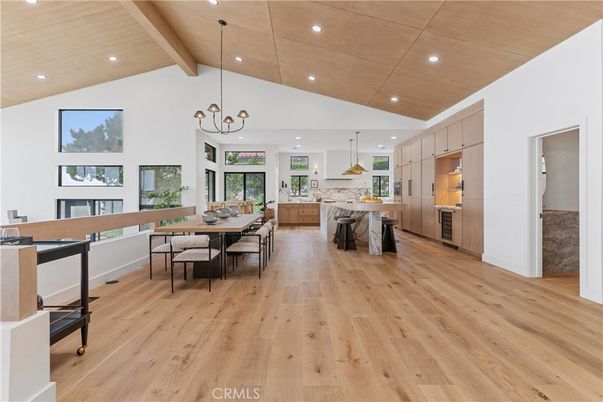 Chandelier, Dining room, Interior, Kitchen, Pendant Lights, Recessed Lighting, Wooden Beams, Wooden Ceilings, Wood Texture Flooring