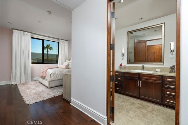 Bathroom, Bedroom, Interior, Recessed Lighting, Wood Texture Flooring