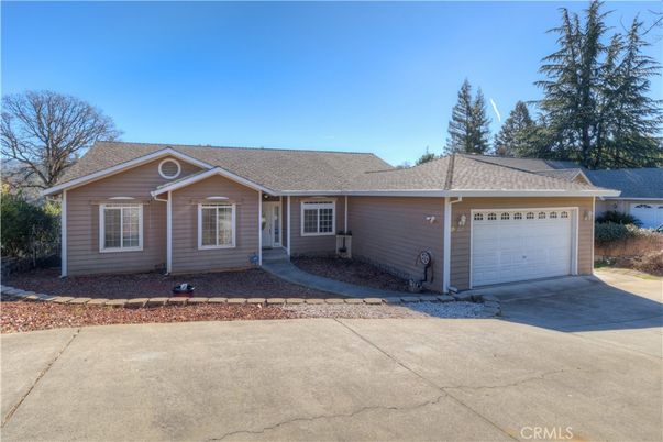 Attached, Exterior, Facade, Ranch