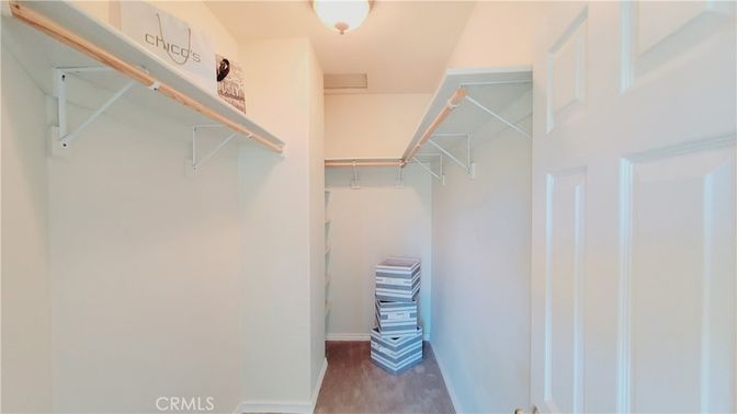 Interior, Walk-in Closets, Wood Texture Flooring