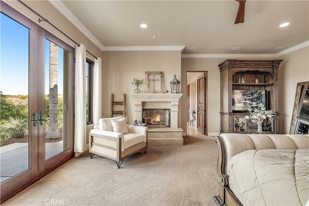 Fireplace, Interior, Recessed Lighting