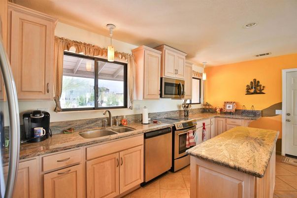 Interior, Kitchen, Pendant Lights, Recessed Lighting