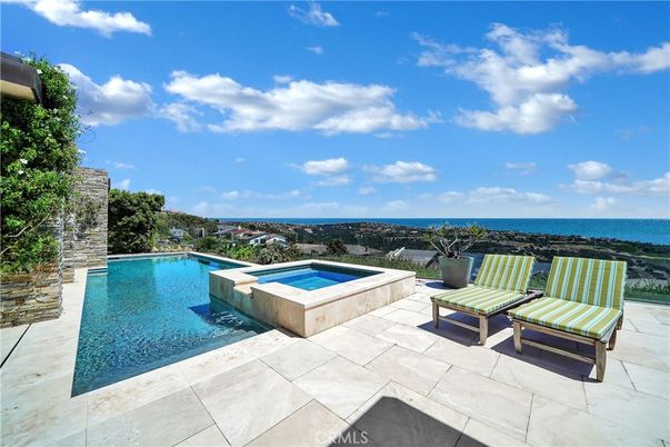 Exterior, Pool, Water