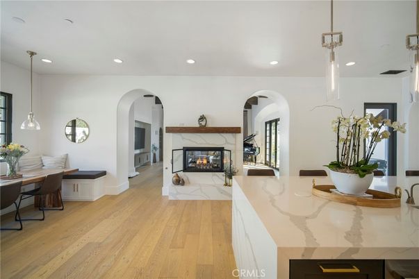 Dining room, Fireplace, Interior, Pendant Lights, Recessed Lighting, Wood Texture Flooring