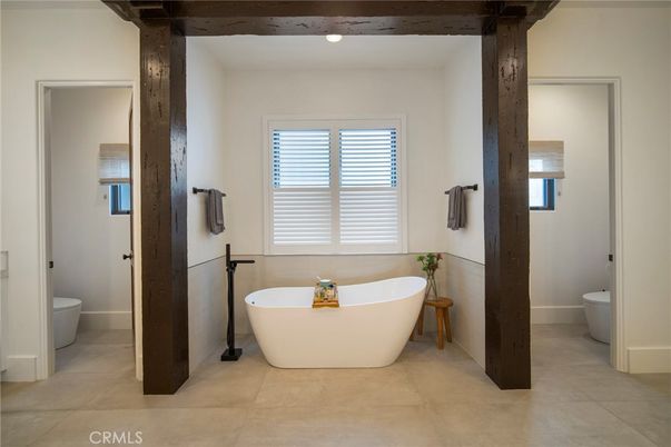 Bathroom, Free Standing Baths, Interior, Recessed Lighting