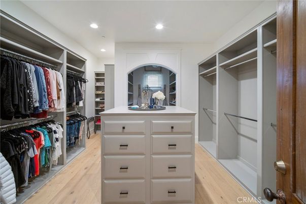 Interior, Recessed Lighting, Walk-in Closets, Wood Texture Flooring