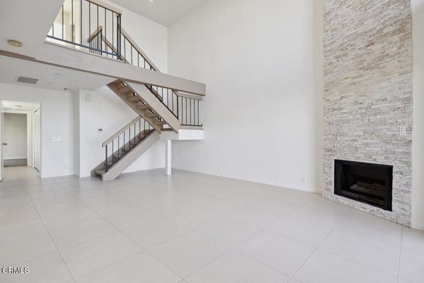Fireplace, Interior, Recessed Lighting