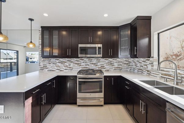 Interior, Kitchen, Pendant Lights, Recessed Lighting, Stainless Steel Appliances