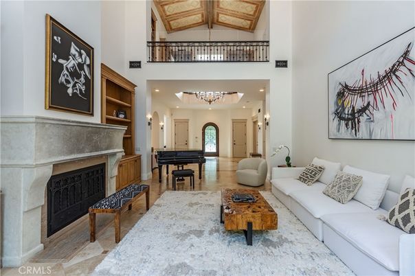 Fireplace, Interior, Living room, Piano, Recessed Lighting, Wood Texture Flooring