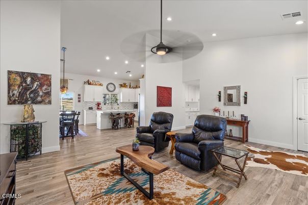 Dining room, Interior, Kitchen, Pendant Lights, Recessed Lighting, Wood Texture Flooring