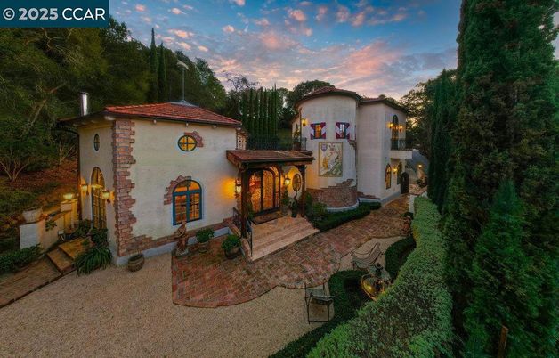 Backyard, Exterior, Facade, Spanish Mediterranean