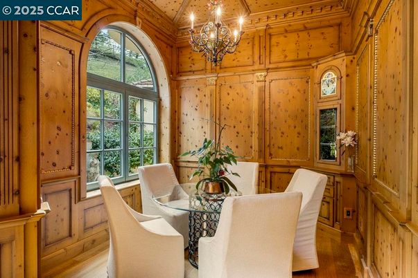 Chandelier, Dining room, Interior, Wooden Ceilings, Wood Texture Flooring, Wooden Walls